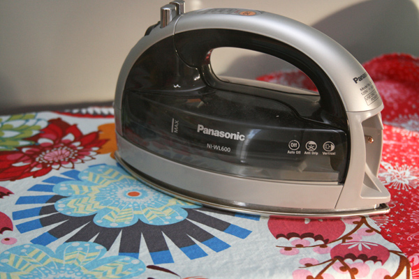 FITF: the Panasonic 360 Freestyle Cordless iron – a review